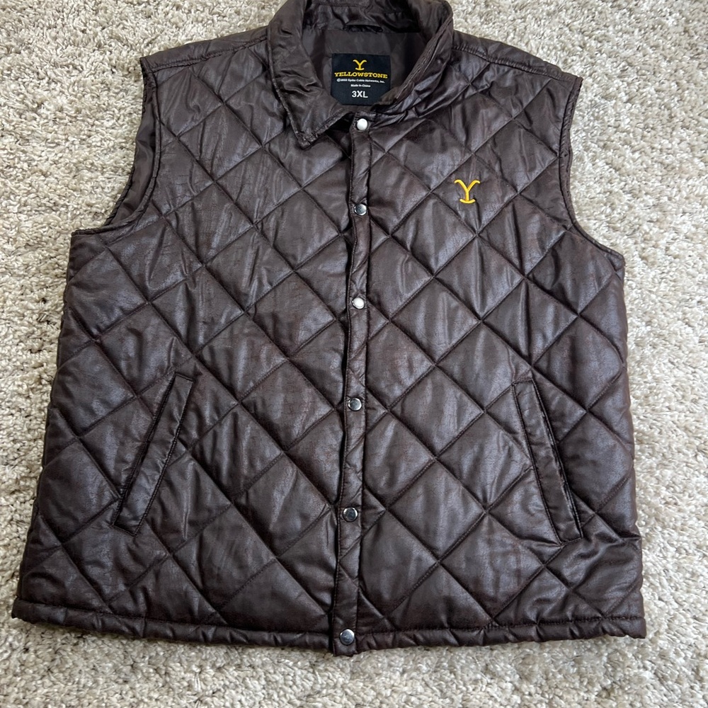 Yellowstone Men's Dark Brown Quilted Vest